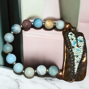Adorable Boho Beaded Heart Bracelet with Bronze Accents